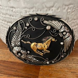 Vintage SSI Mustang Metal Beltbuckle